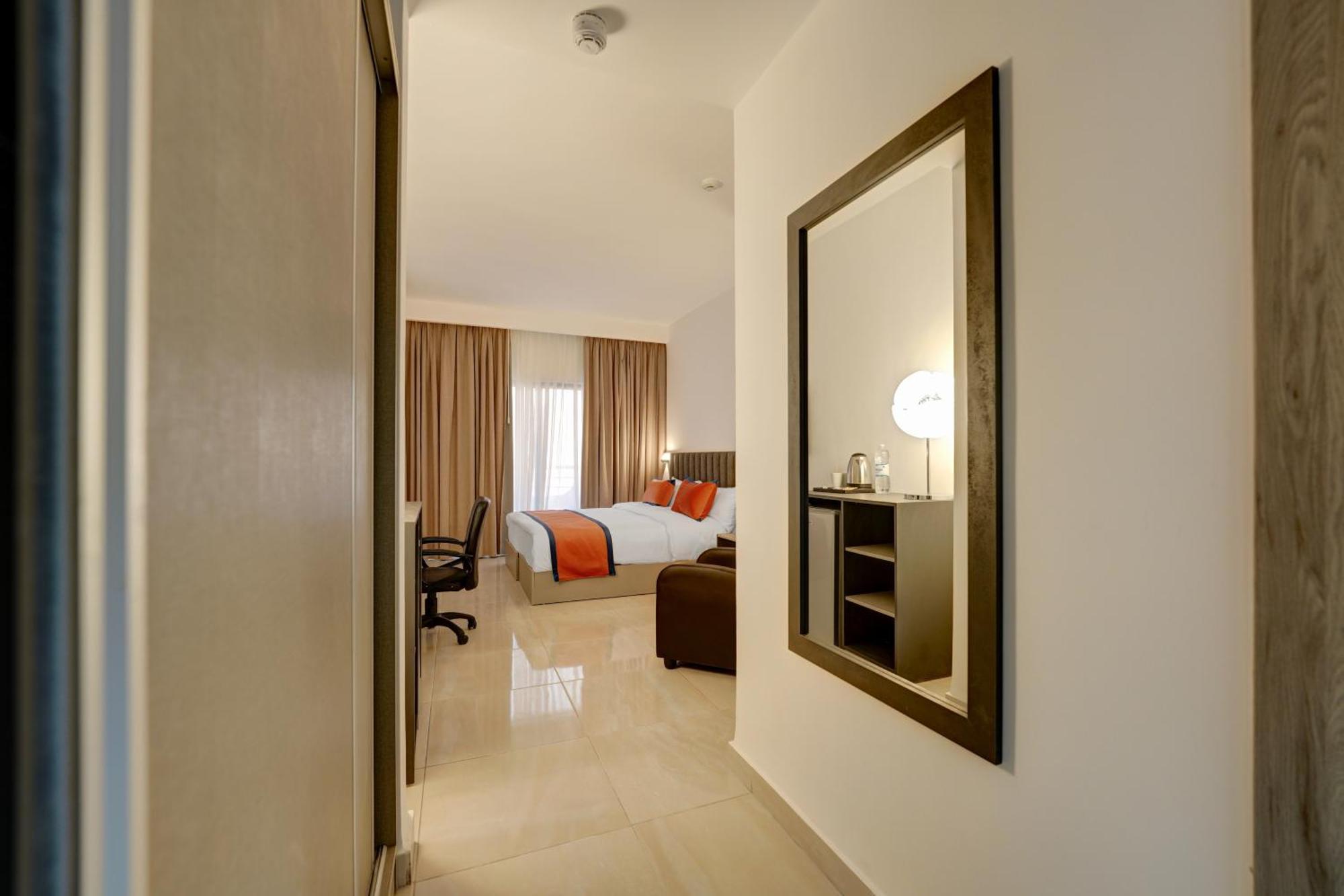 The Loft Hotel By Fhm Άκαμπα Εξωτερικό φωτογραφία